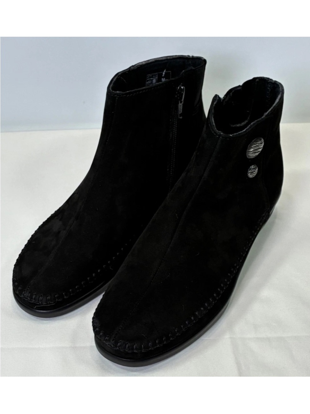 SAS Jade Onyx Ankle Boots Women's Size 7 Leather Side Zip Comfort NWOB